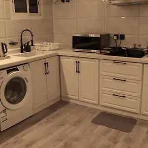 Cozy Apartment, Two Bedroom, Full Kitchen الرياض